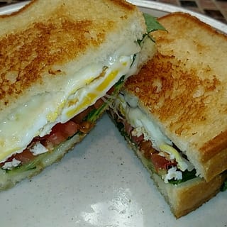 BREAKFAST BLT